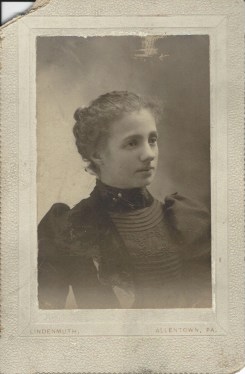 Matilda Louise 'Tillie' (Roth) Hollenbeck