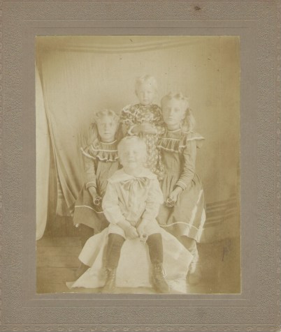 Gretchen May (Phelps) (Sawyer) (Smallbon) Jones