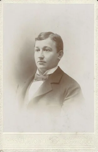 Nicholas John Holl
