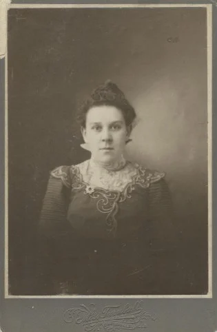 Olive Judith (Sangbush) Arnett