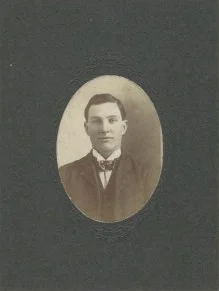 Michael L Gallivan