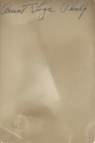 Elizabeth J 'Liza' (Burrows) Phelps