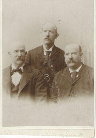 William L Wentworth