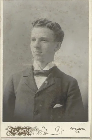 Willard Earl Quillian, Dr