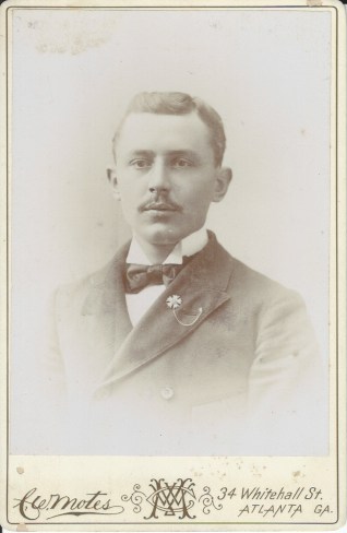 Victor Hugo Crusselle