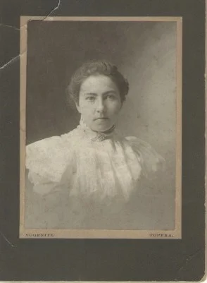 Pearl (Everett) Young