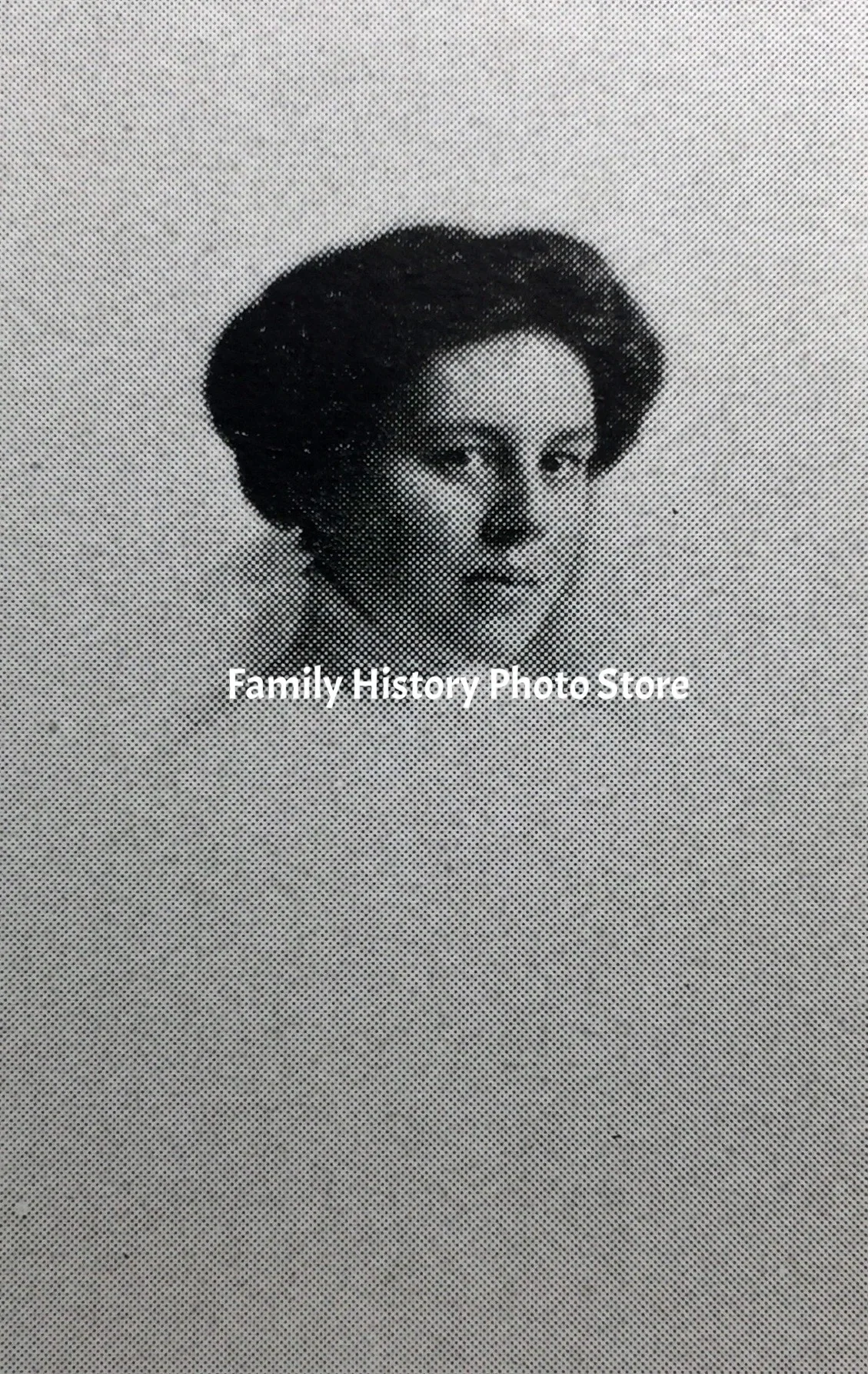 Frances E (Woodhead) Giesey