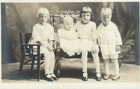 Margaret Lorine (Kilness) Nogle