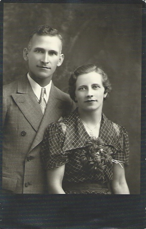 Verna H (Luedeke) Sanders