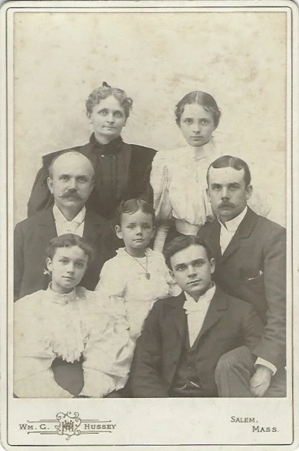 Harriet (Moore) Silvey