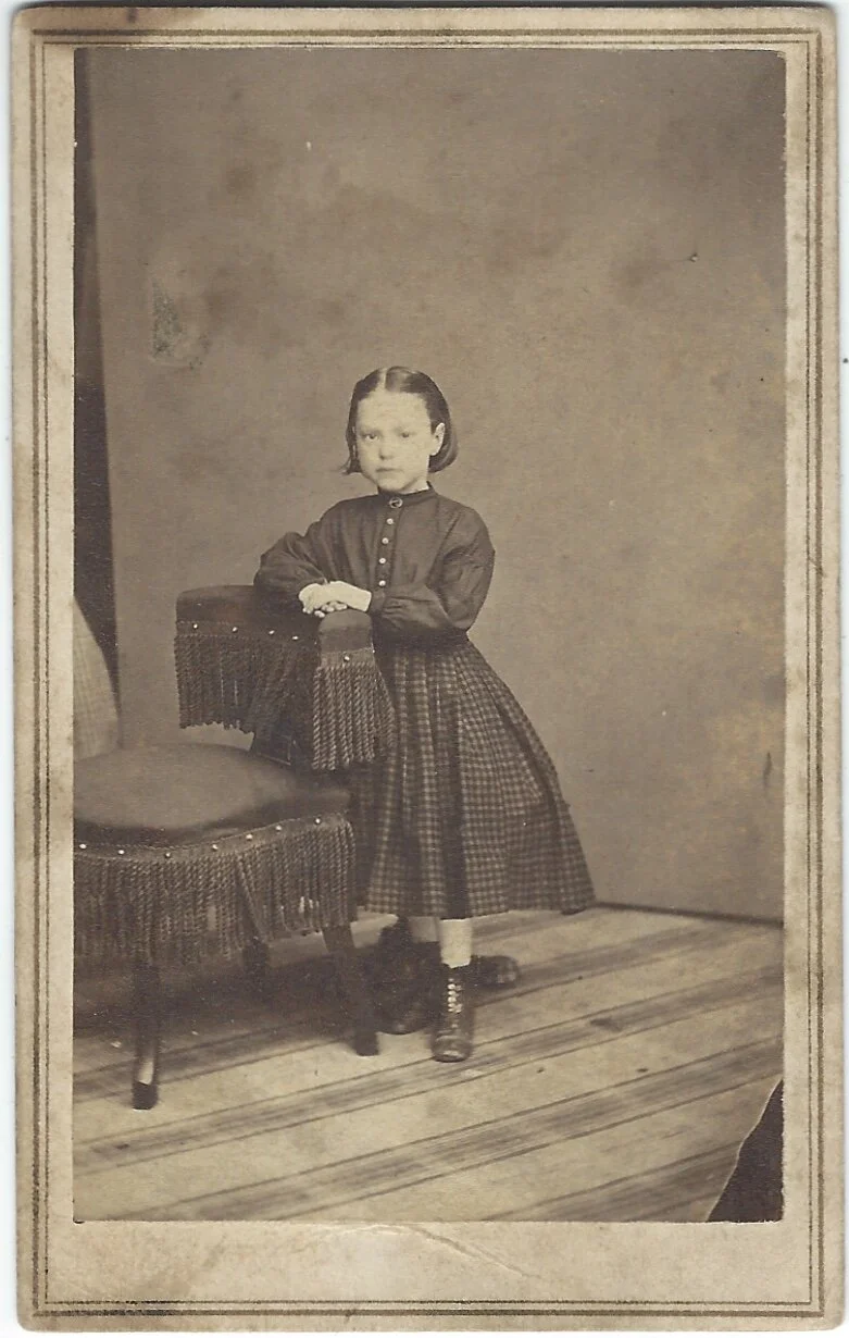 Mary W (Dodd) Graham