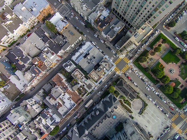rooftops-1258857_640.jpg