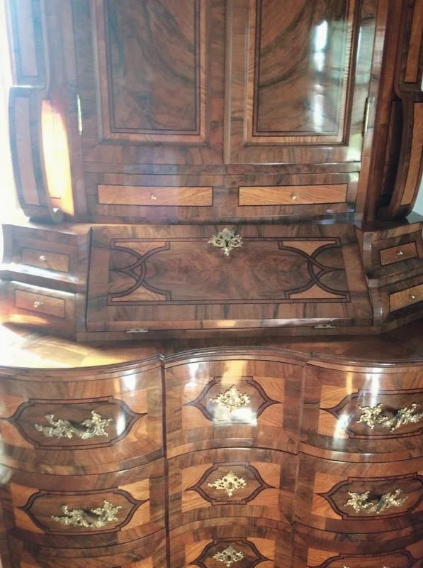 The secretary he made from scratch