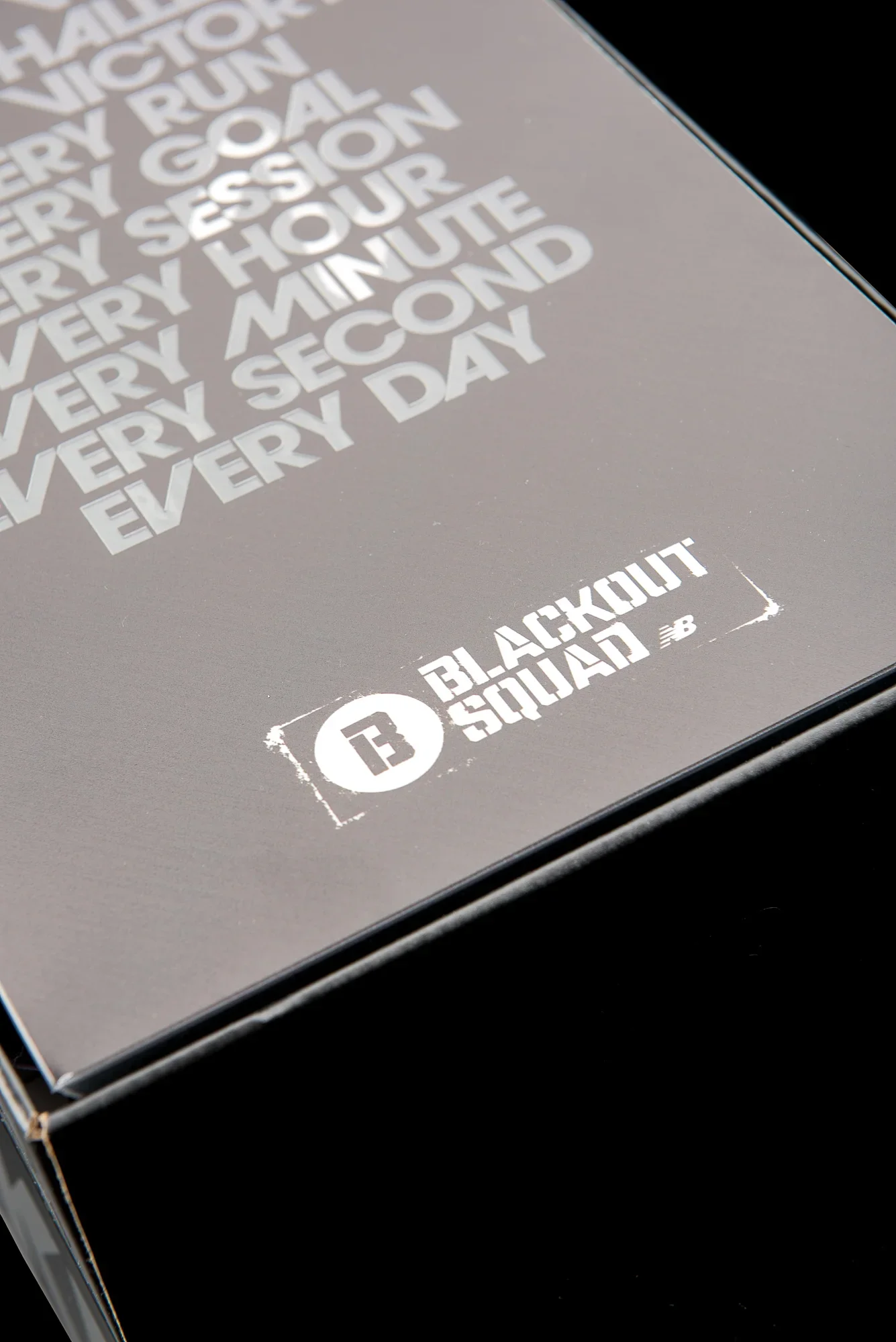 BlackOutSquadBox08.webp