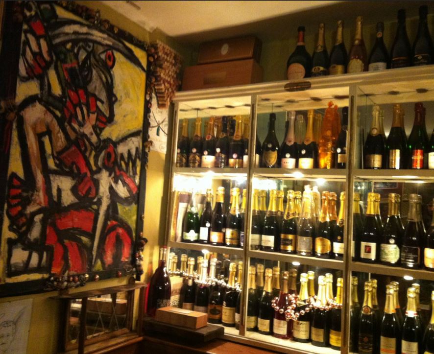 ENOTECA MASCARETA You will find the BEST sarde in saor in town (he was judge at local Top Chef) and also a true amateur of champagne opened with his personnal saber of course...