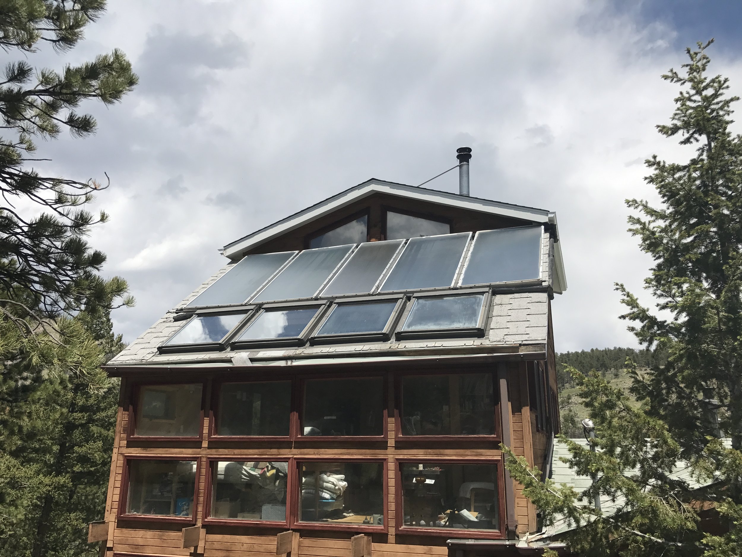 A five panel solar hot water system in Boulder, Colorado