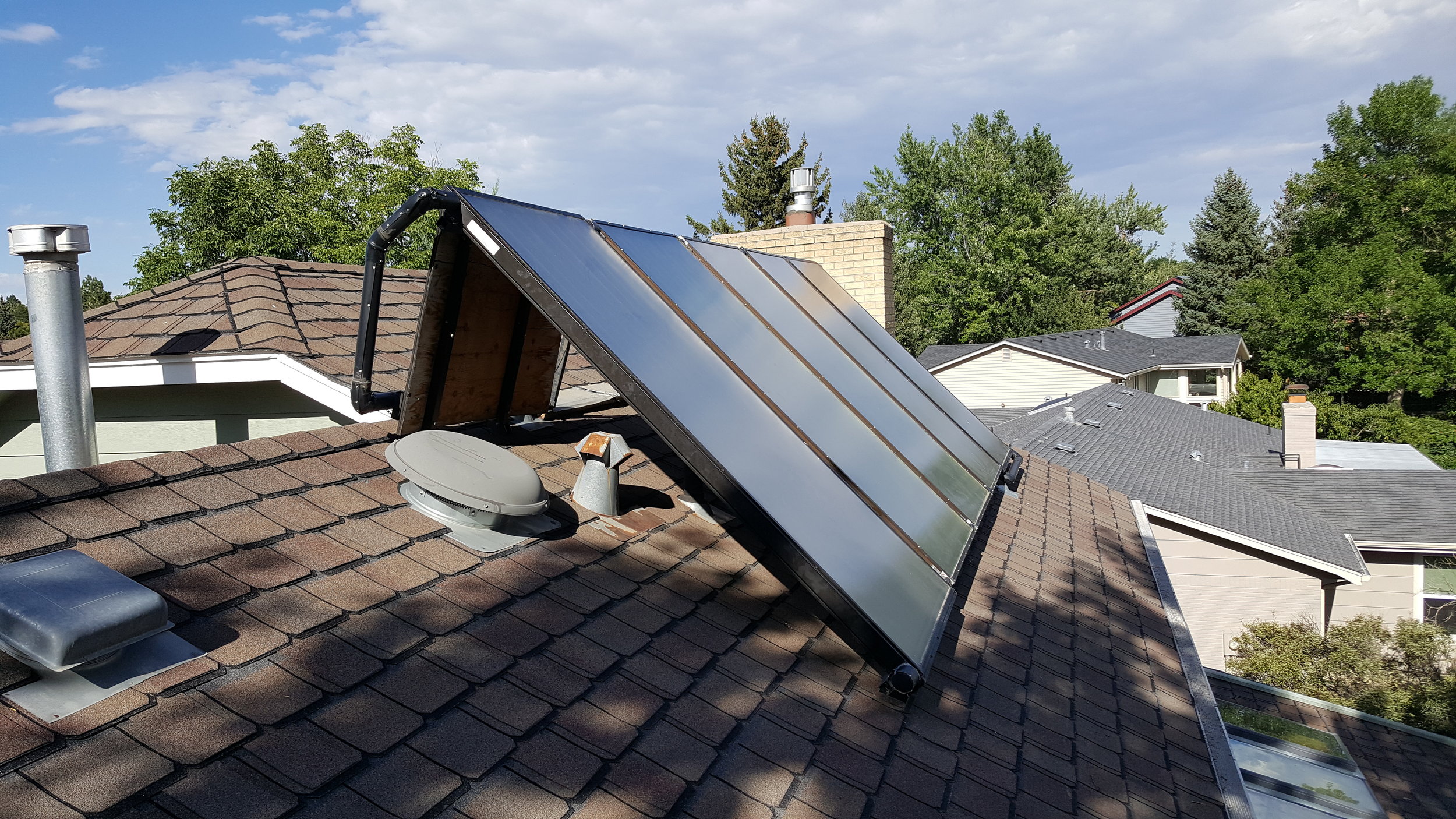 Tilt up solar hot water system in Boulder, Colorado