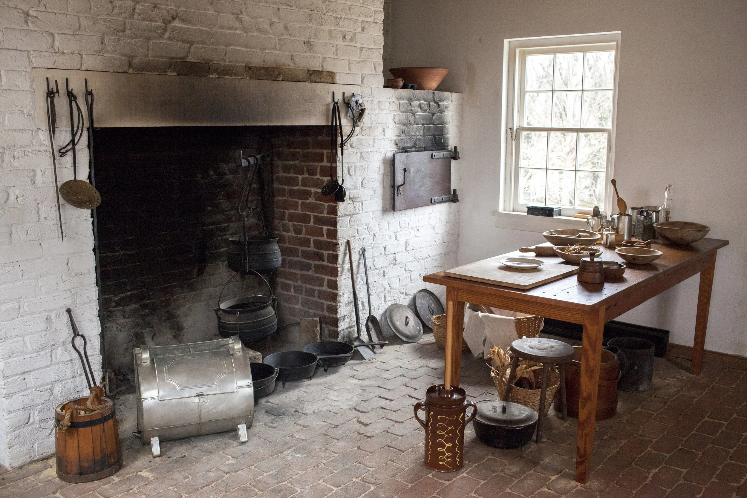 Hearth kitchen at point of honor