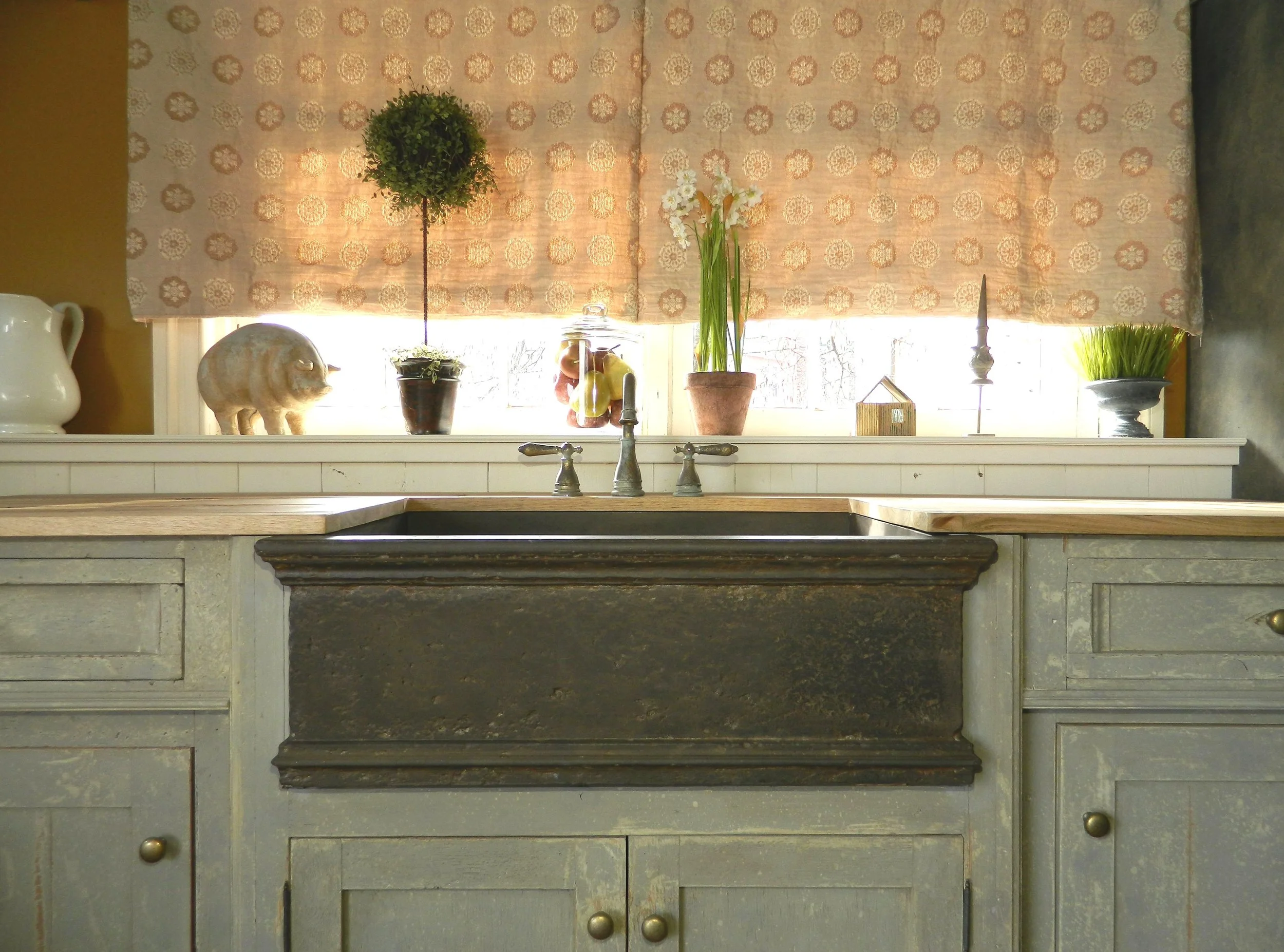 Cast Iron Farmhouse sink
