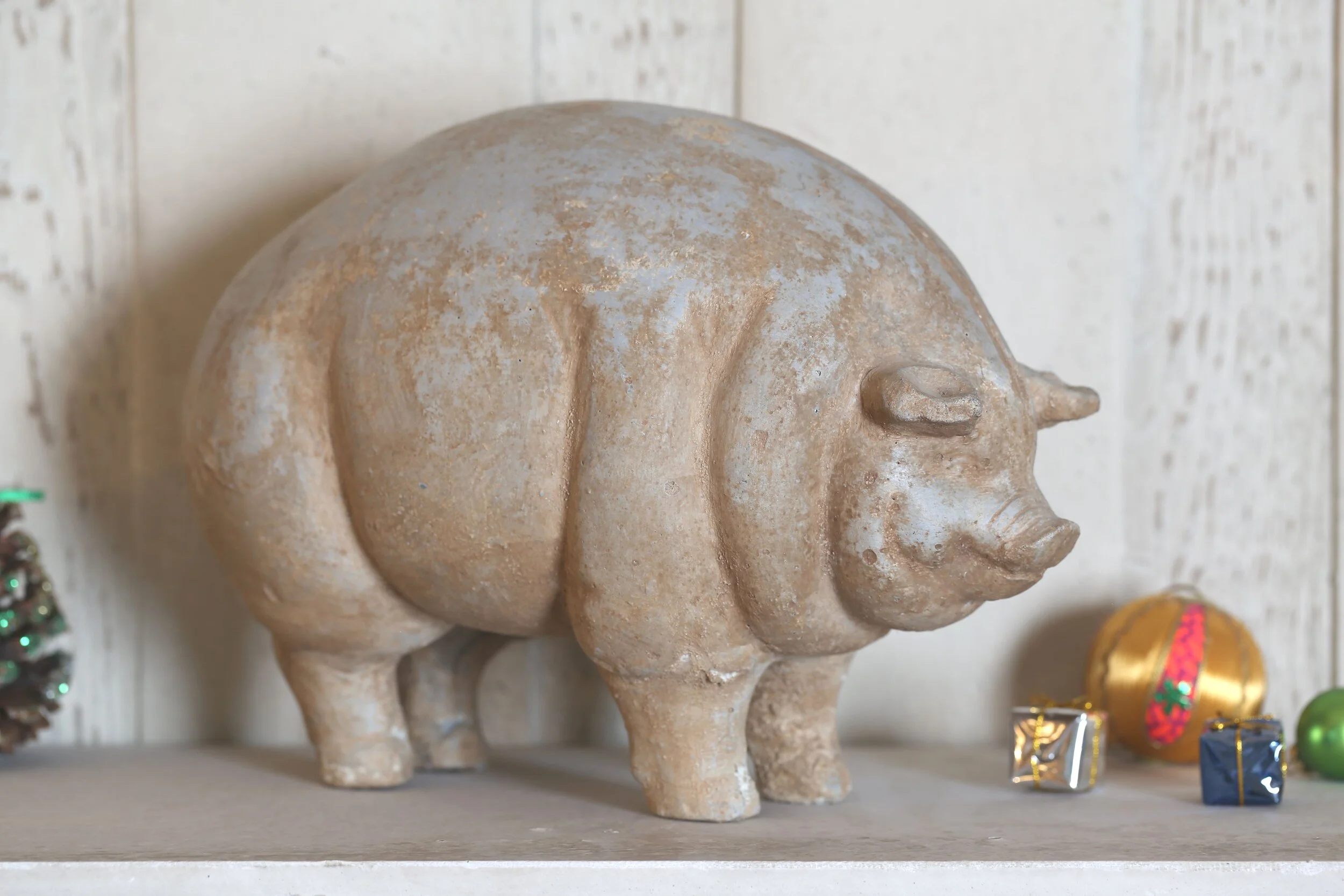 Stone pig by Atmosphyre.jpg