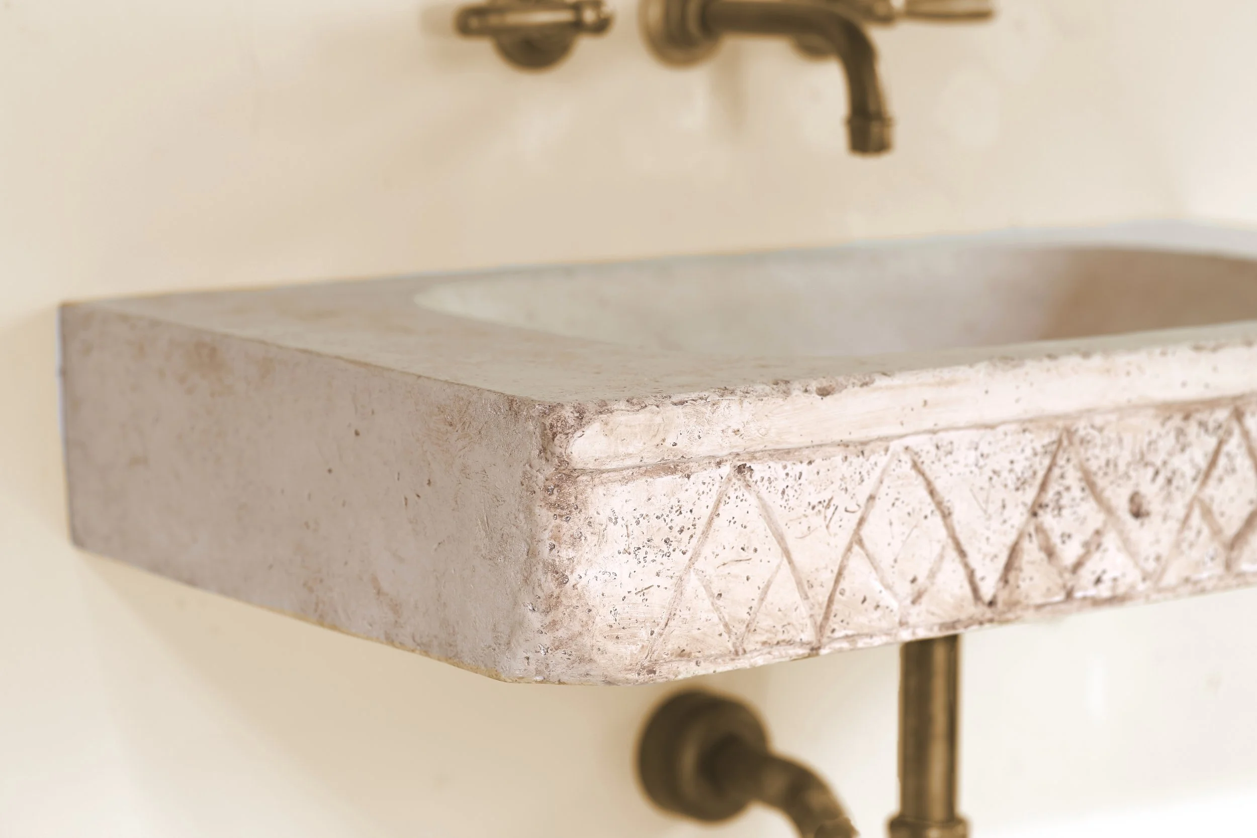Yucatan sink by Atmosphyre.jpg