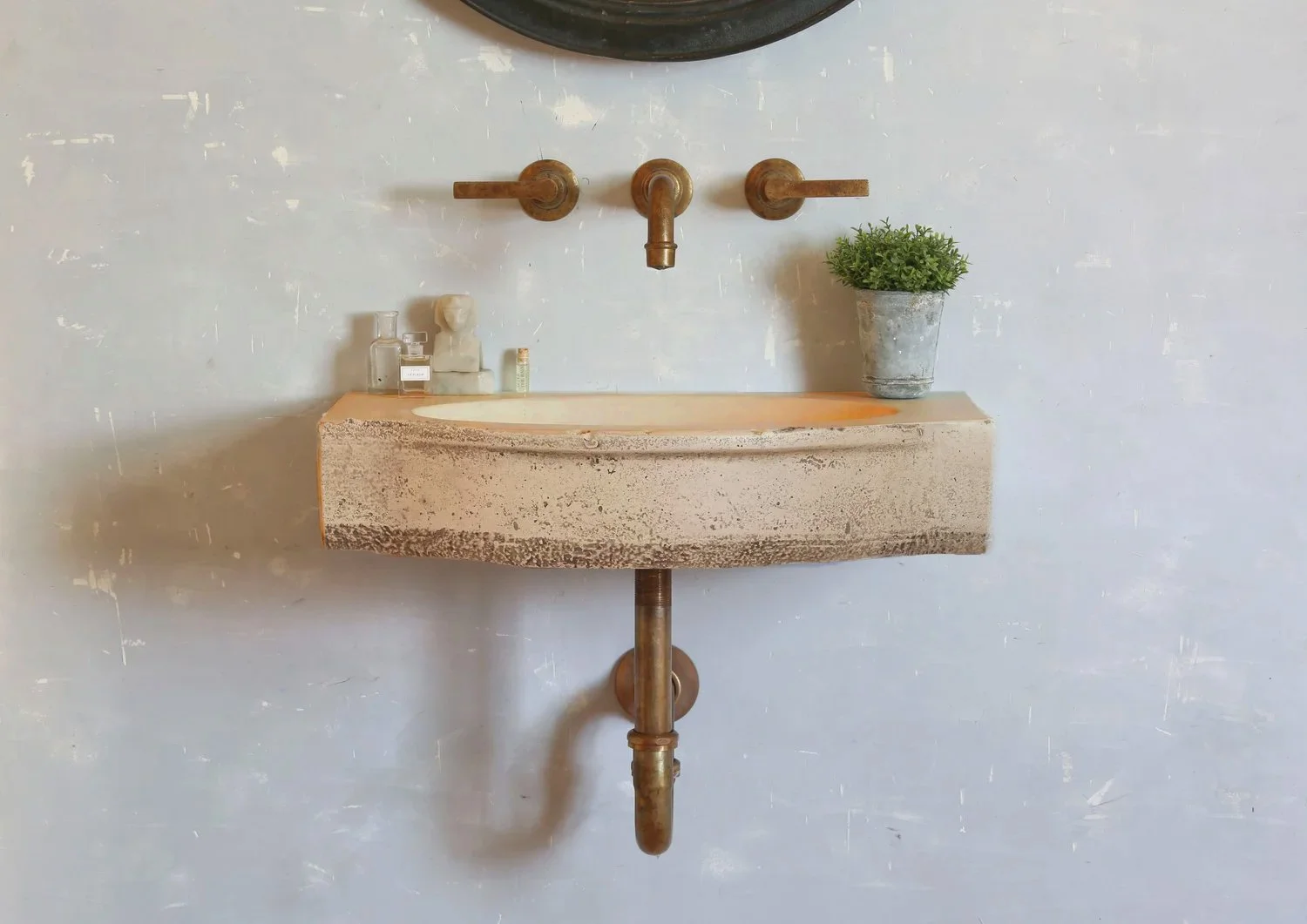 beige 22 with lever handles.jpg