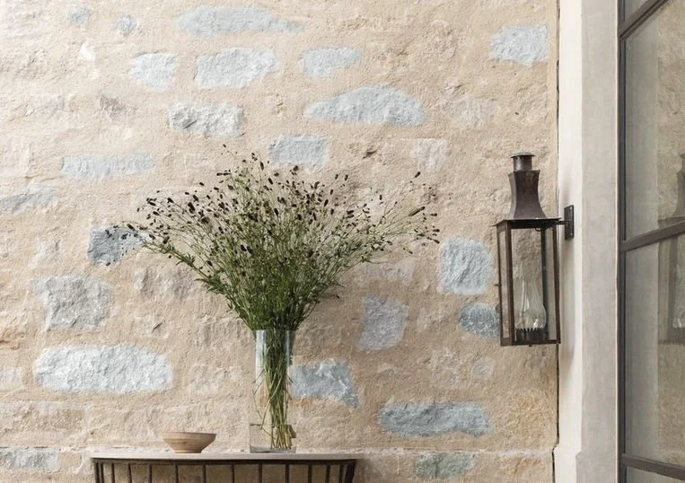 English Gray Stone Wall Panel 85 sf Crate