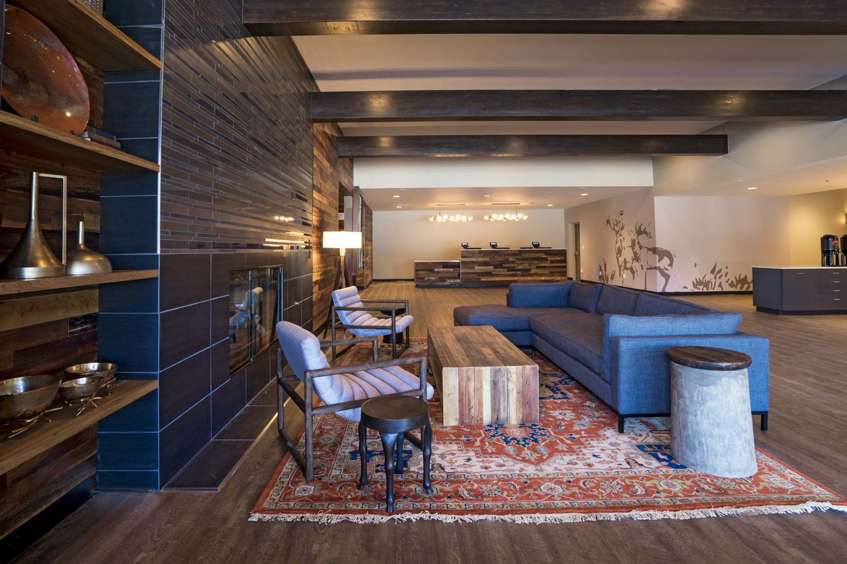 ridgeline-pg-lobby-3RESIZED2.jpg