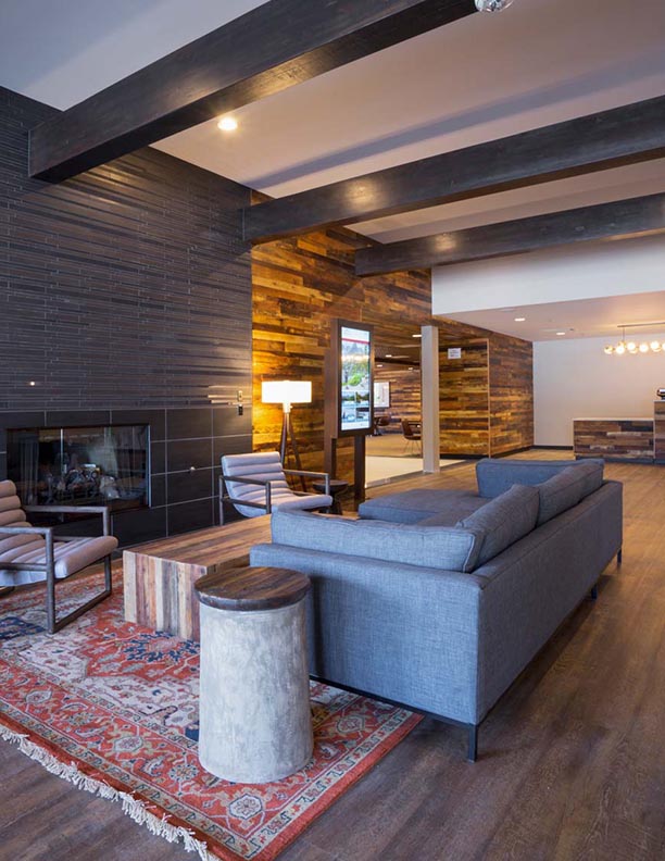 ridgeline-pg-lobby-4resized.jpg