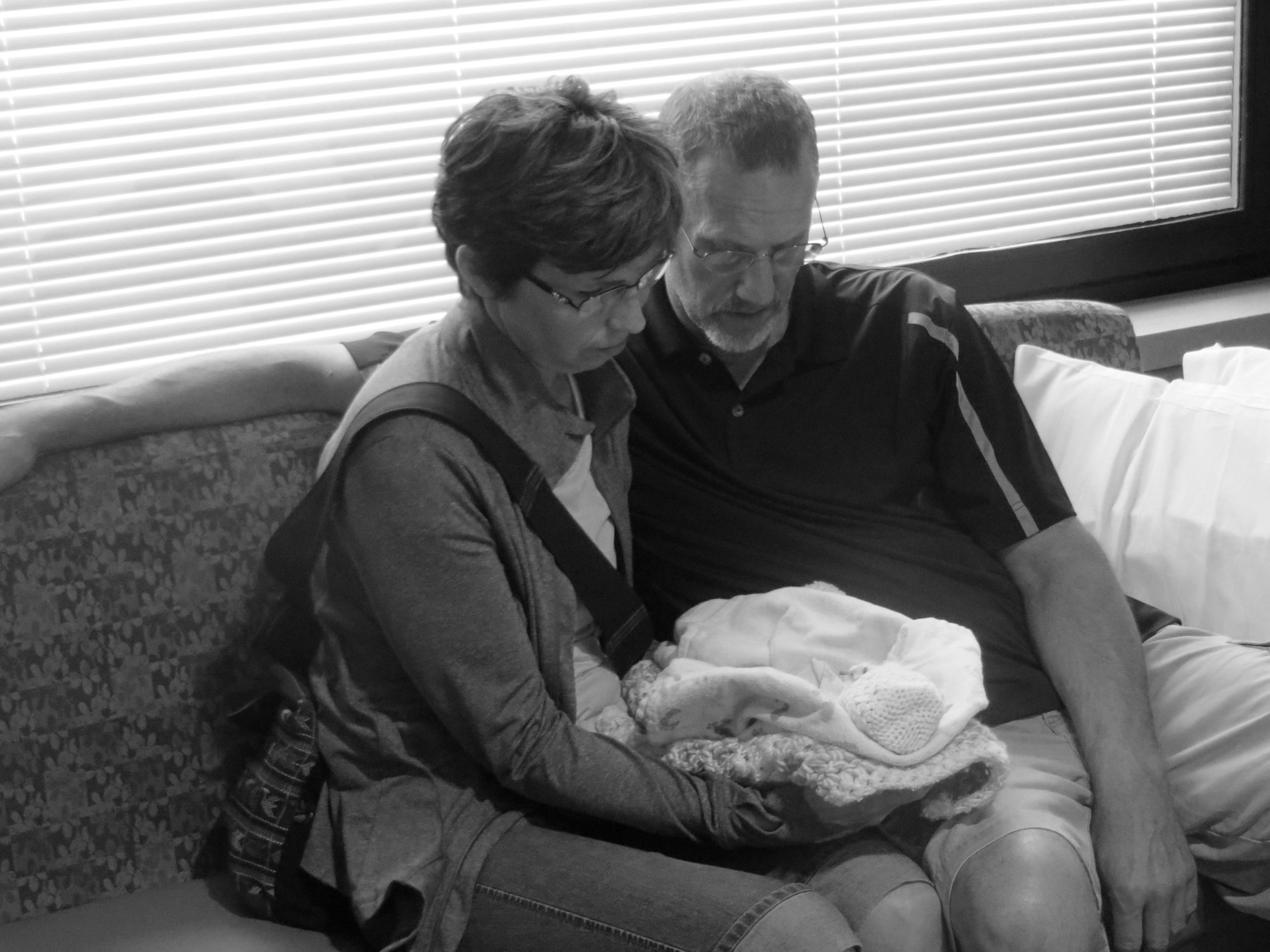 Aliza with her Grandma and Grandpa Broekhuis.