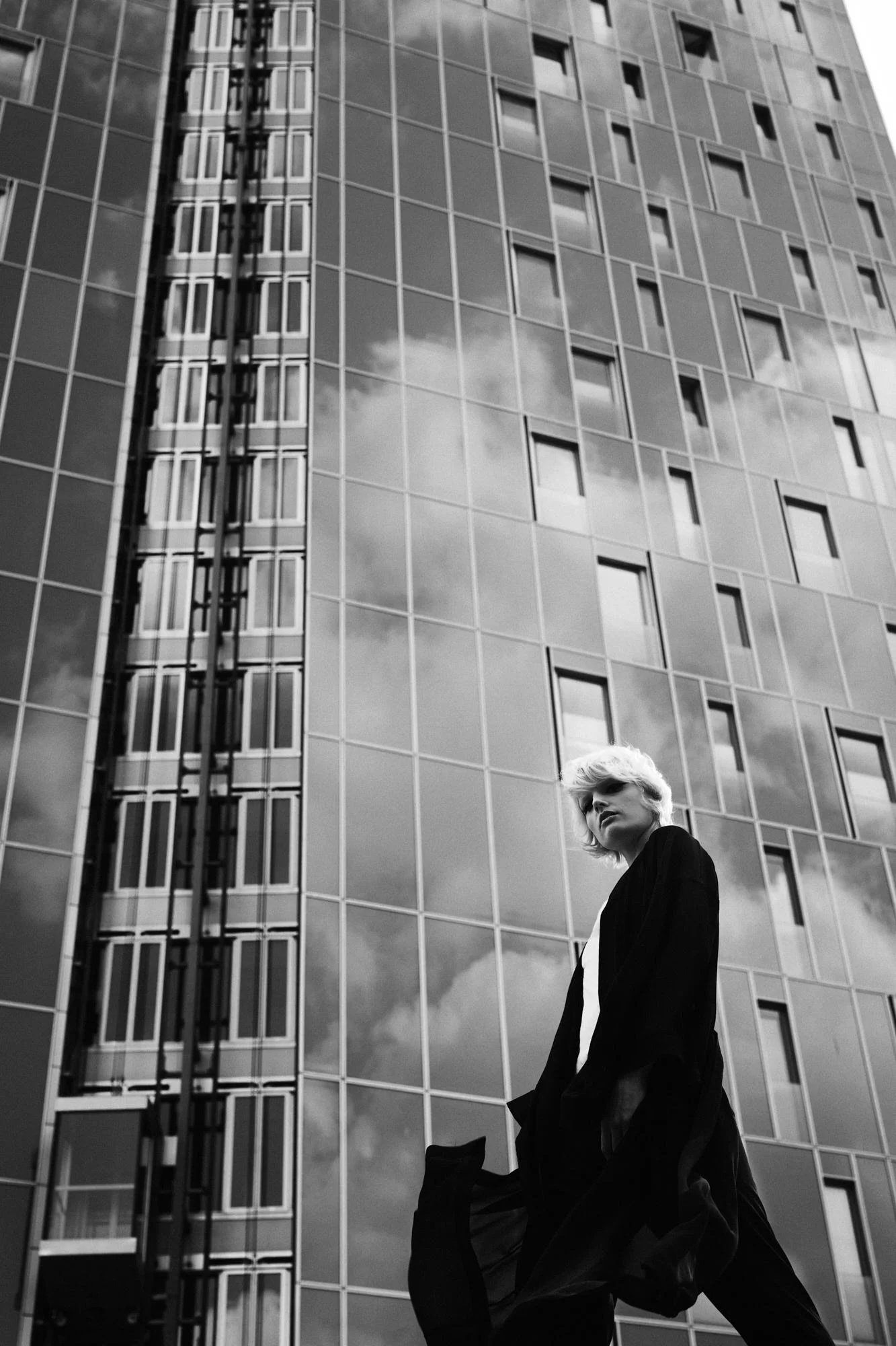 LOWRES-FINAL-MONOCHROMATIC-01-2235.jpg