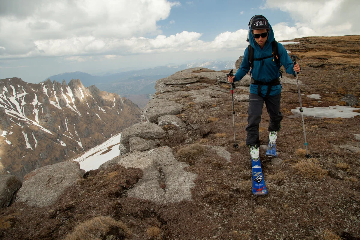 Photos: Skiing with (Almost) No Snow   Red Bull Adventure  web gallery 7 March 2014