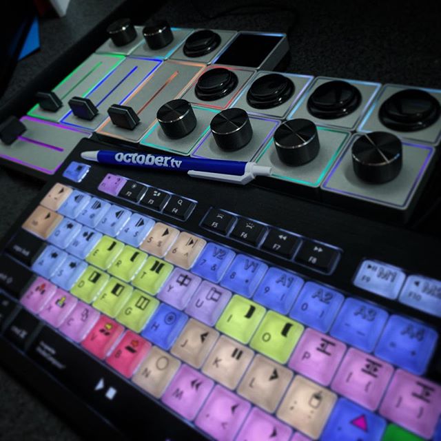 buttons and knobs and switches

#PaletteGear #videoedits #videoeditor #videoediting #premierepro