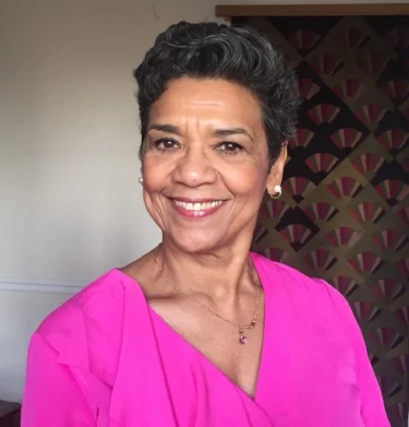 Actress Sonia Manzano says "A Tree Grows in Brooklyn" is her favorite book