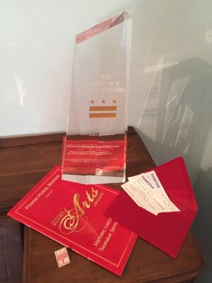 Mayors+Award.jpg