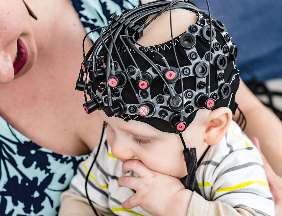  Infant Neuroimaging with fNIRS 