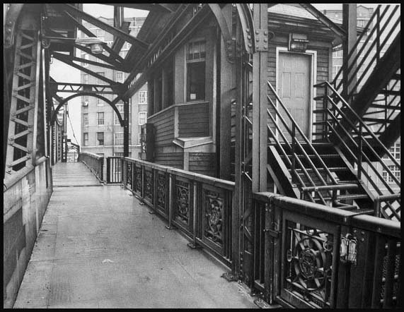 West Cermak Road Bridge