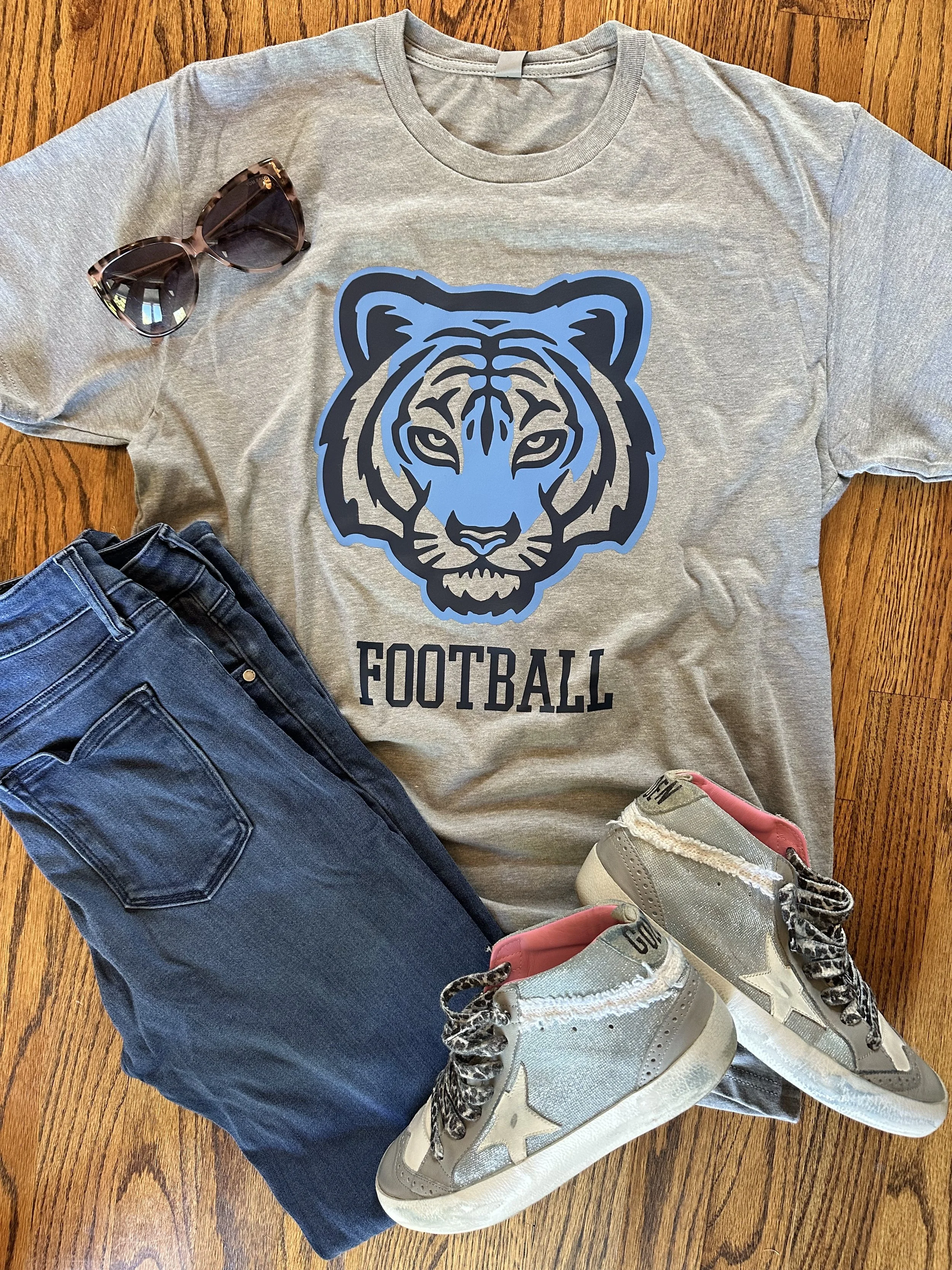 Beechwood Bengal unisex gray ss close.jpeg