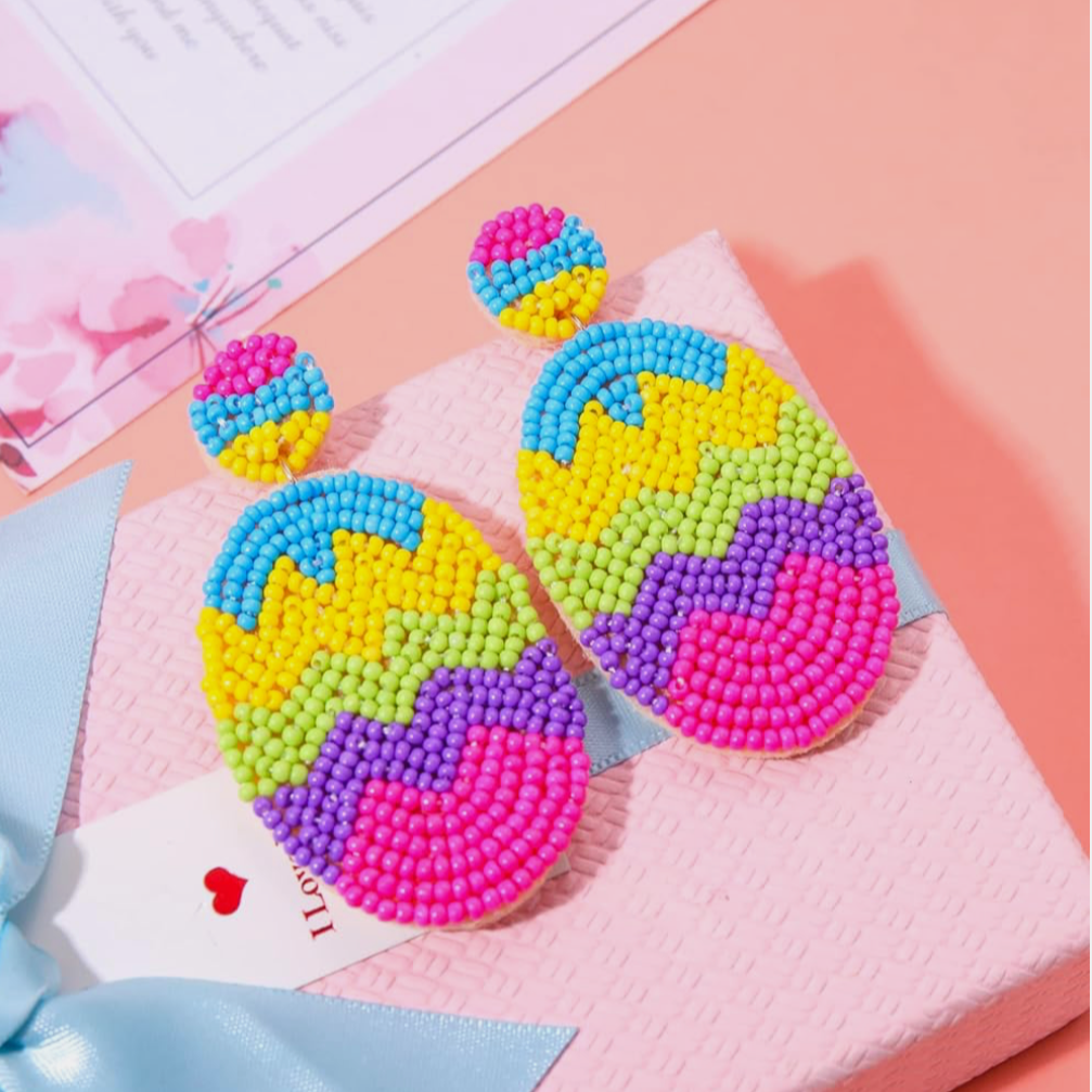 Easter+Egg+Beaded+earrings+close.png