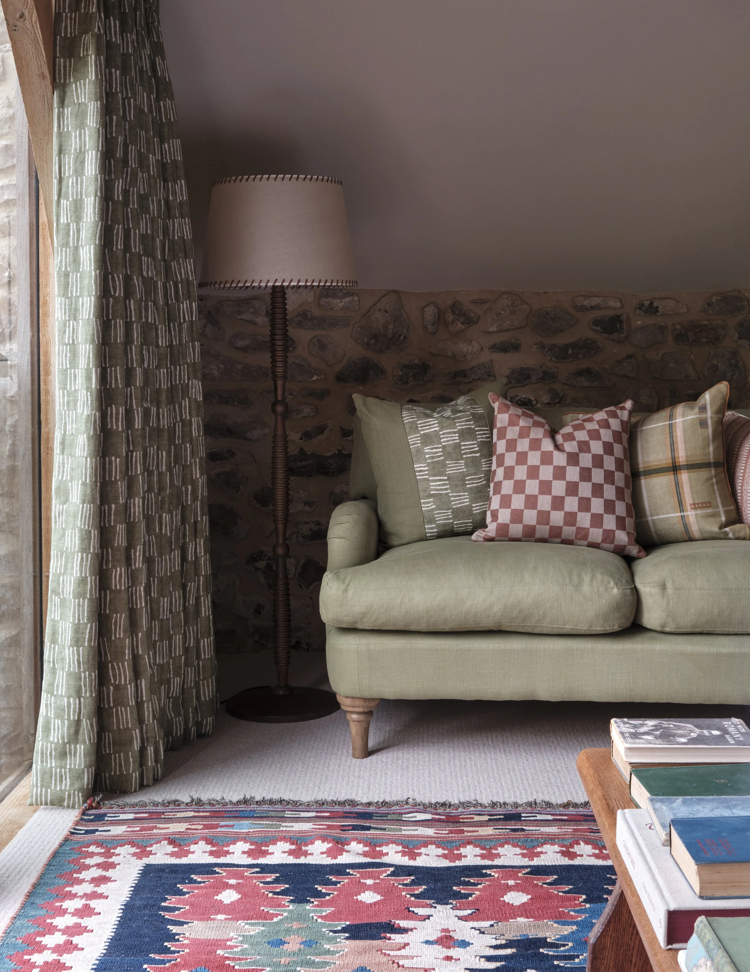 Polly Ashman_24.10.14_The Bowery_Bedroom1 5.jpg