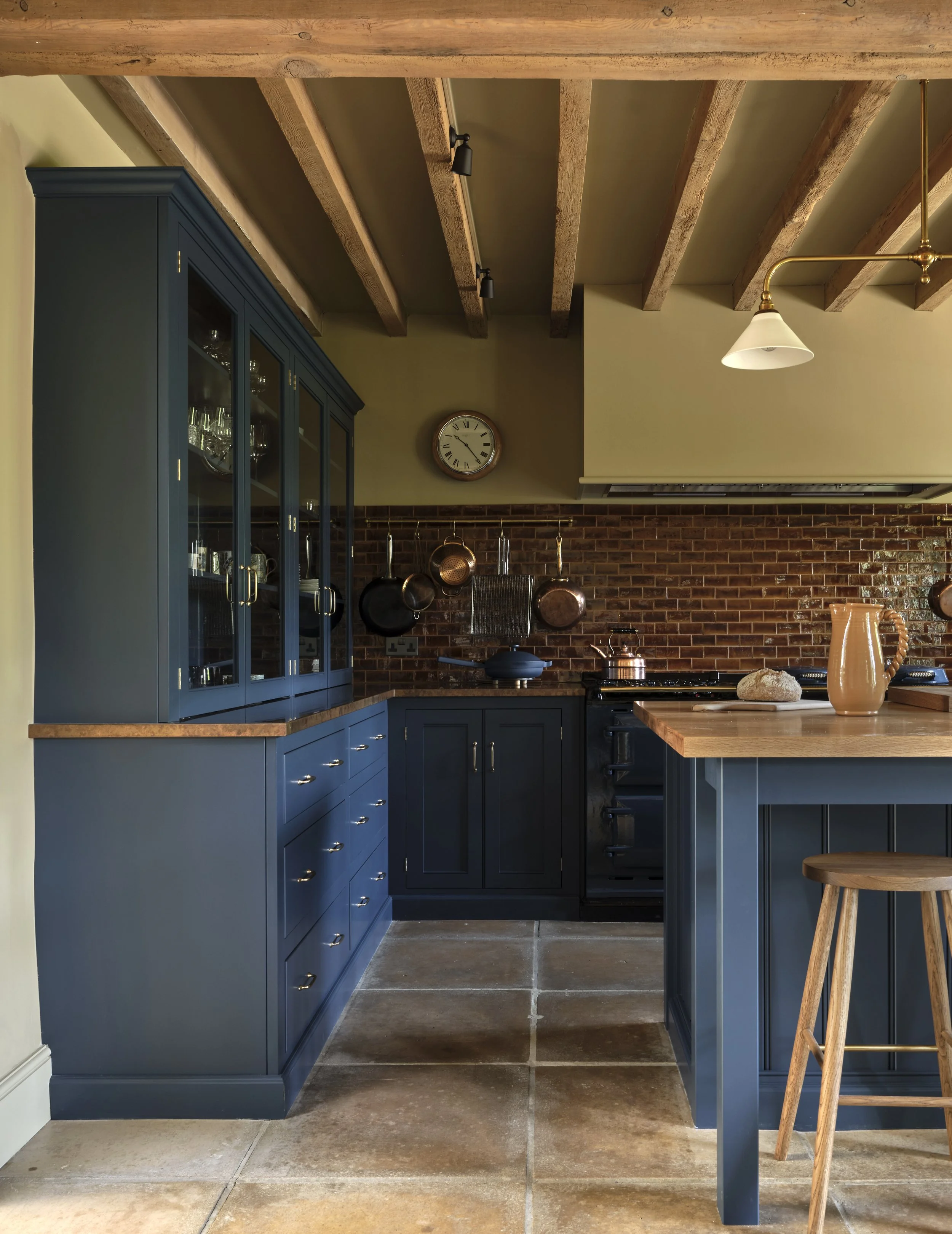 V&G_25.0430_KItchen_03.jpg