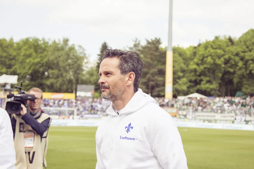 Chef coach Dirk Schuster