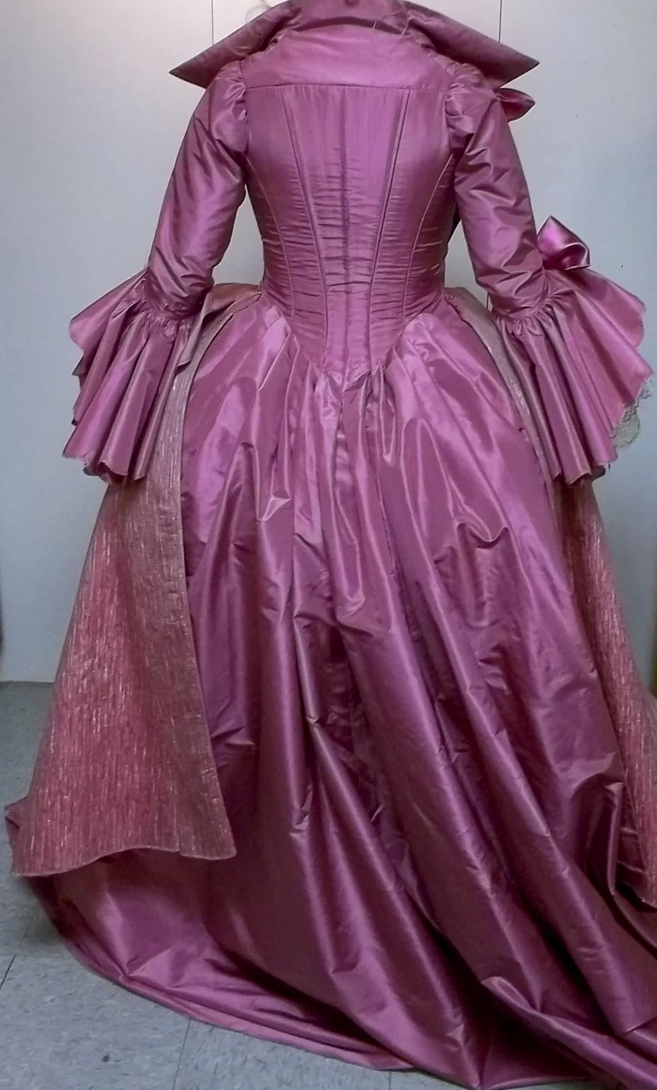 1.9 Pedlow.Lucille Wig Back.JPG