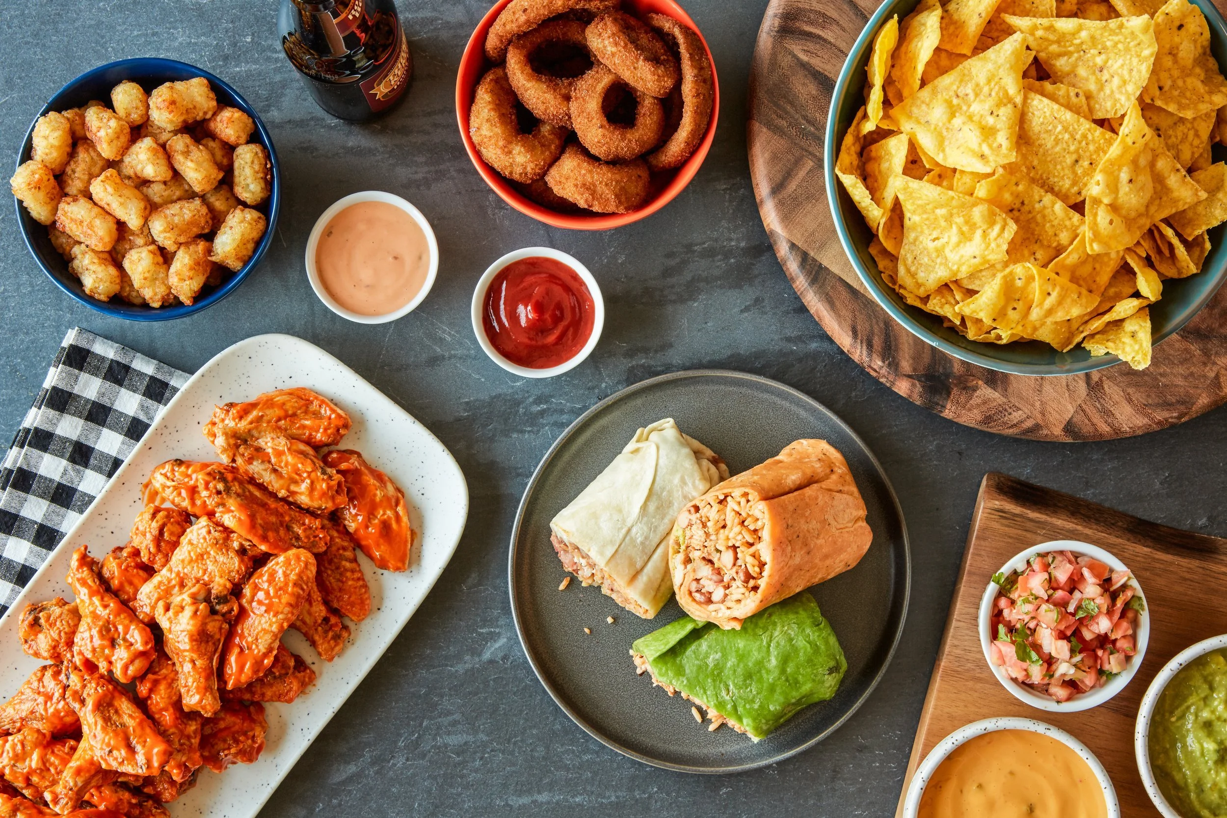 Top+down+football+party+with+appetizers,+ECG+3000x1800.0244.jpg