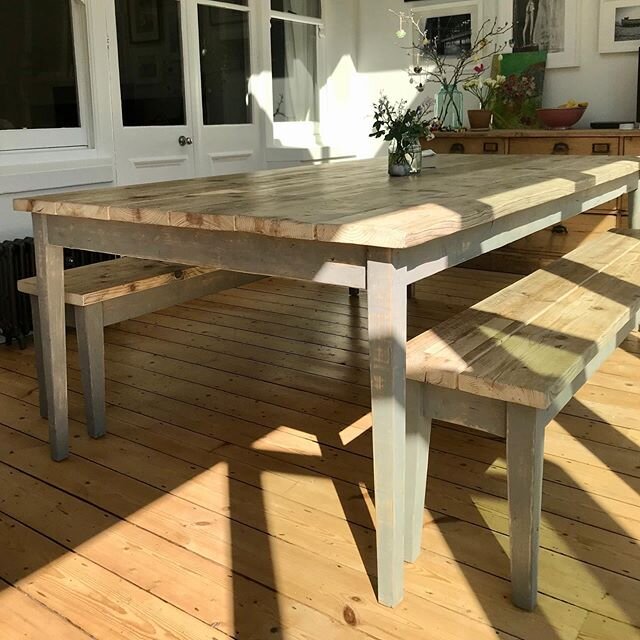 Our Modern Folk dining table and benches. These were ordered just before, then made to a bespoke size during lock-down.  We are still taking orders and a 2.2m x 1m table set like this will cost &pound;1440.
#diningtable #folkartfurniture #benches #pa