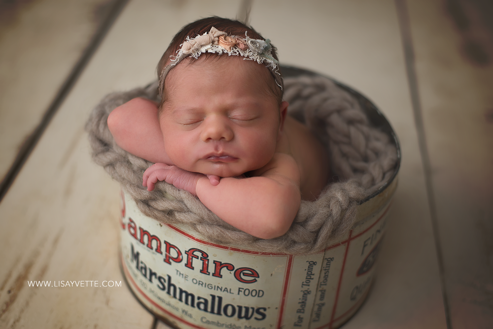 newborn_marshmallow_tin.png