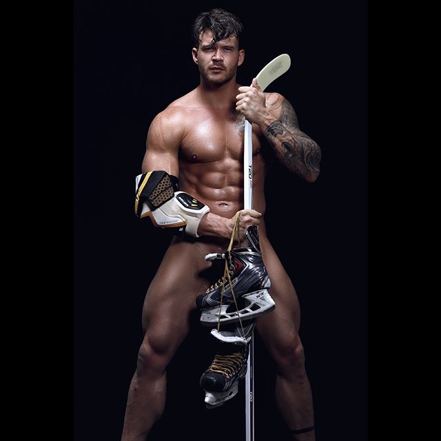 There&rsquo;s a new #hockey #player in town @daniel_paterson_ @zink_models