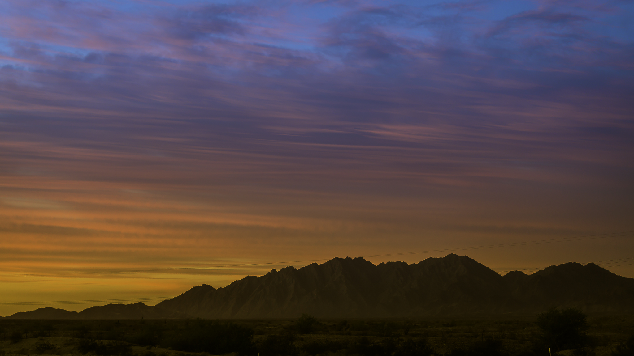 Sunrise In Dome Valley | Arizona | Technical Information - Canon 5DM3 - Canon EF 70-300mm f/4-5.6L IS USM UD - ISO 100 - 83mm - f/4 - 1/25sec