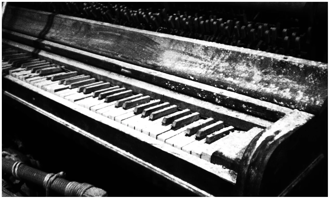 piano-2.jpg