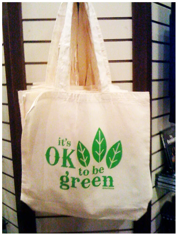 oktobegreentote.jpg